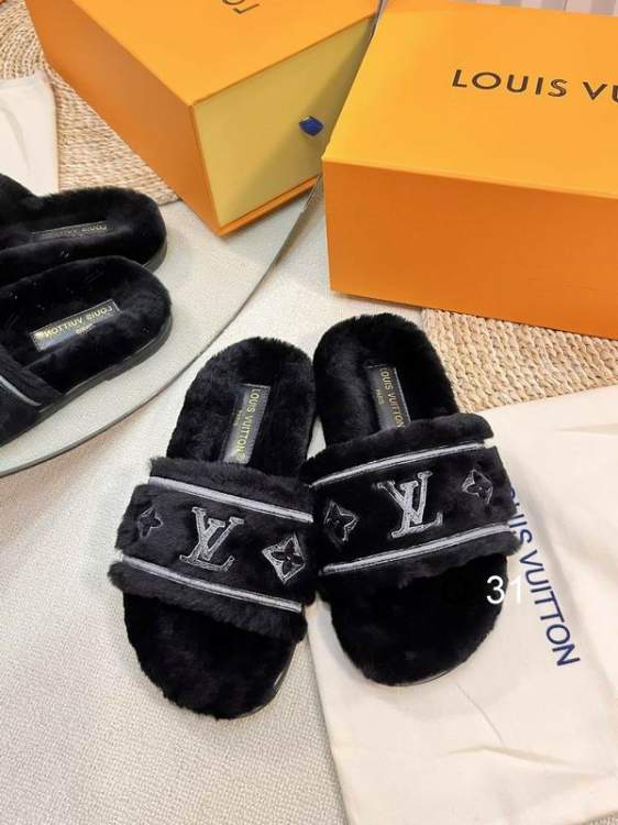Picture of Louis Vuitton Shoes _SKULVsz35-40JX011812735